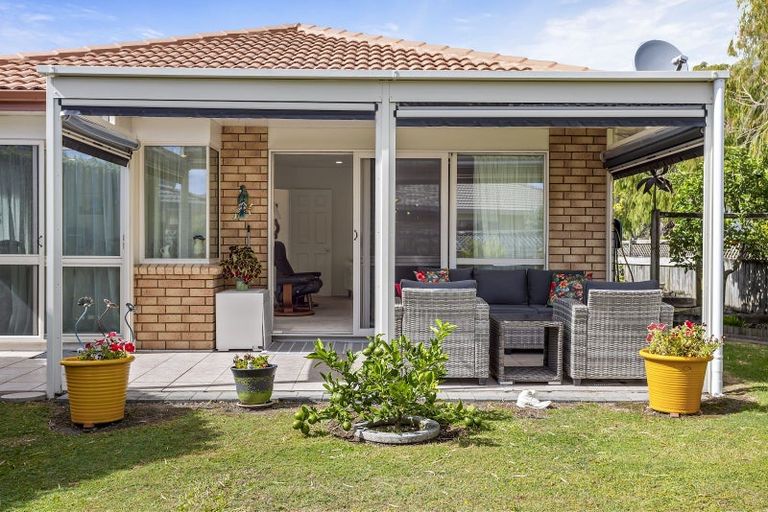 Photo of property in 69a Lakeside Drive, Orewa, 0931