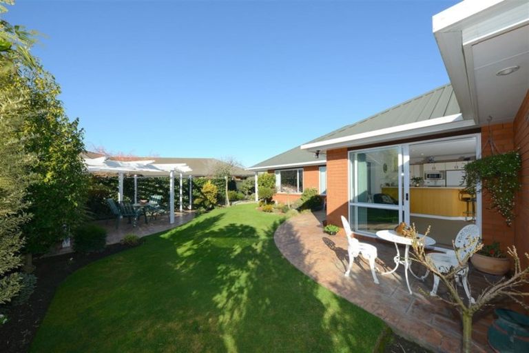 Photo of property in 3 Thoresby Mews, Avonhead, Christchurch, 8042