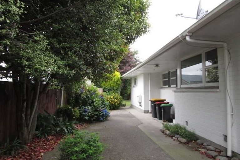 Photo of property in 166 Wairakei Road, Bryndwr, Christchurch, 8053