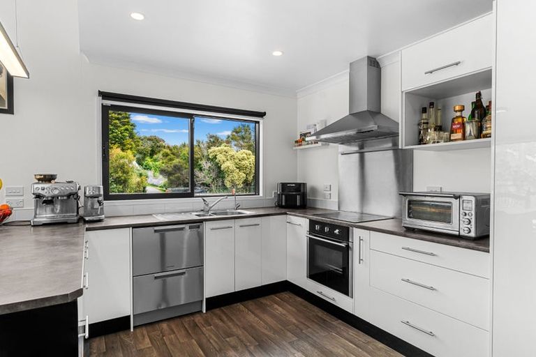 Photo of property in 22 Harbour View Road, Onerahi, Whangarei, 0110
