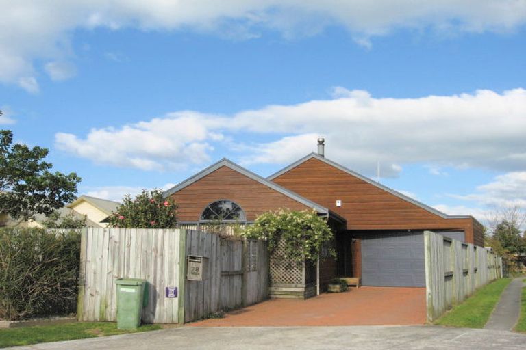 Photo of property in 28 Webb Place, Papamoa Beach, Papamoa, 3118