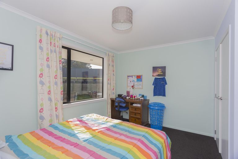 Photo of property in 11 Dove Place, Holmes Hill, Oamaru, 9401