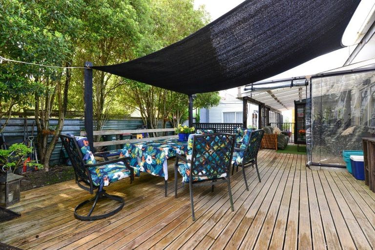 Photo of property in 92 Rimu Street, Maeroa, Hamilton, 3200