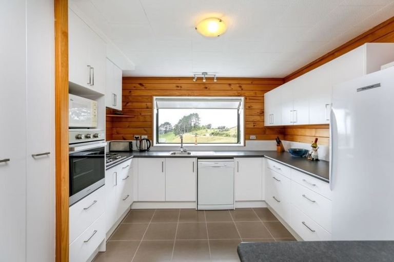Photo of property in 562 Junction Road, Burgess Park, New Plymouth, 4371