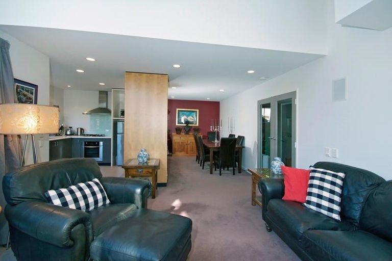 Photo of property in 94b Onslow Road, Khandallah, Wellington, 6035