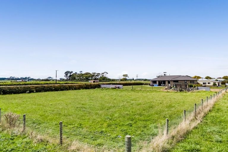 Photo of property in 657 Eltham Road, Mangatoki, Stratford, 4391