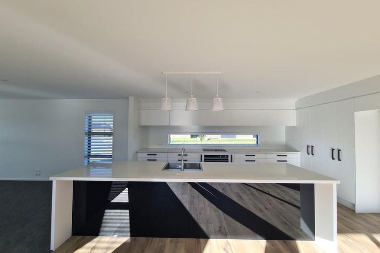 Photo of property in 9 Drylands Drive, Rolleston, 7614