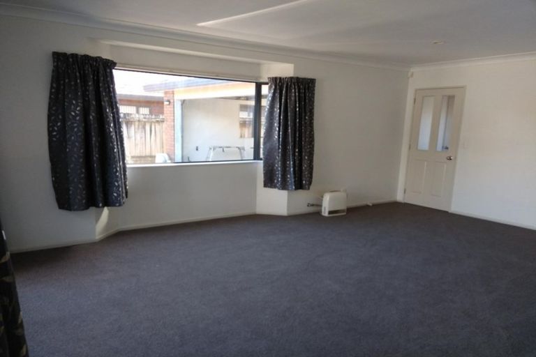 Photo of property in 65 Leighton Avenue, Waiwhetu, Lower Hutt, 5010