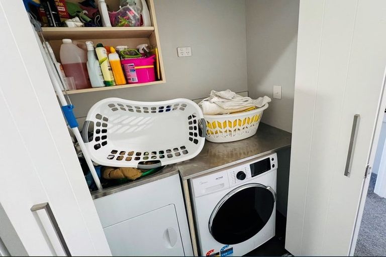 Photo of property in 97 Kendal Avenue, Burnside, Christchurch, 8053