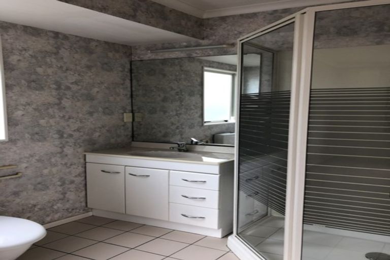 Photo of property in 54 Nicholas Road, Somerville, Auckland, 2014