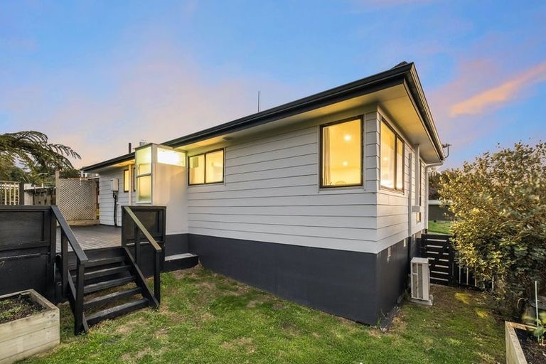 Photo of property in 31 Nassau Avenue, Grenada North, Wellington, 5028