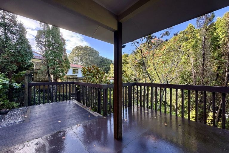 Photo of property in 11 Goodwood Drive, Goodwood Heights, Auckland, 2105