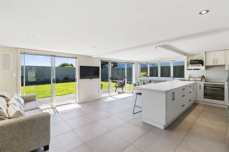 Photo of property in 49 Kapiti Lane, Otaki Beach, Otaki, 5512