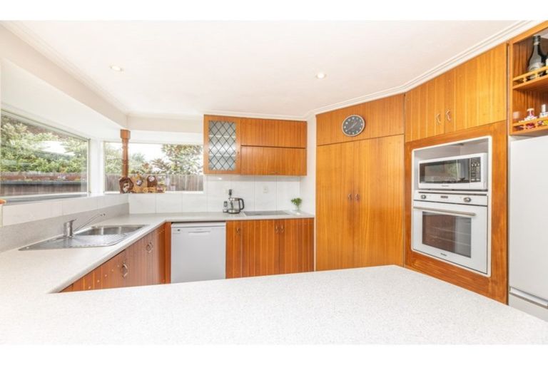 Photo of property in 28 Westmont Street, Ilam, Christchurch, 8041