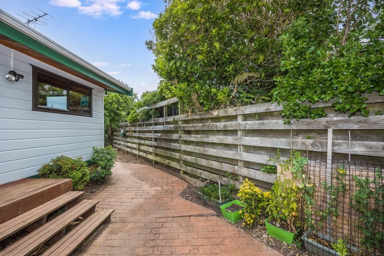 Photo of property in 15 James Cook Drive, Whitby, Porirua, 5024