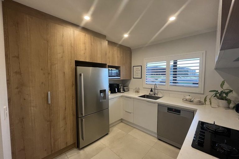 Photo of property in 50 Gosper Road, Takanini, 2112