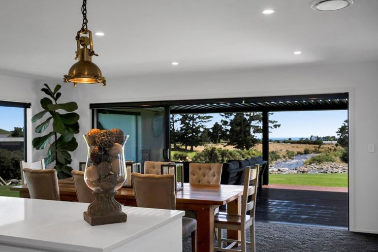 Photo of property in 90 Peters Road, Kaimiro, 4371