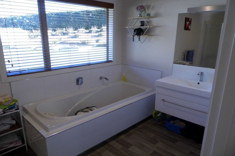 Photo of property in 165 Homestead Road, Weston, Oamaru, 9491