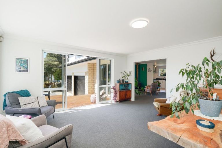 Photo of property in 44 Marama Avenue North, Otatara, Invercargill, 9879