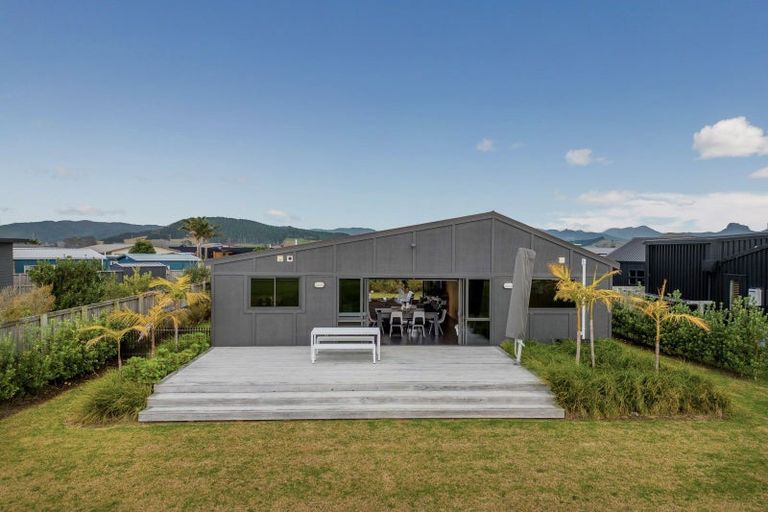 Photo of property in 129 Ngaio Drive, Matarangi, Whitianga, 3592