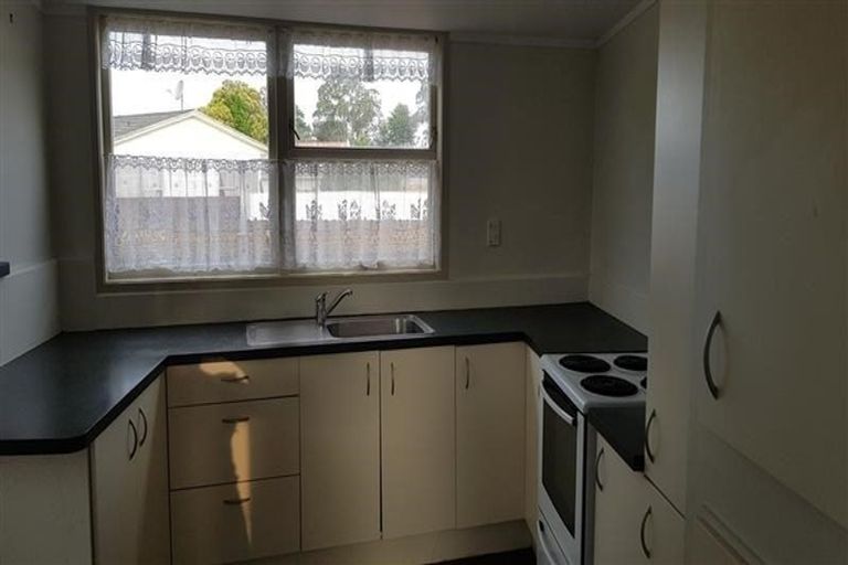 Photo of property in 24 Bedlington Avenue, Manurewa, Auckland, 2102