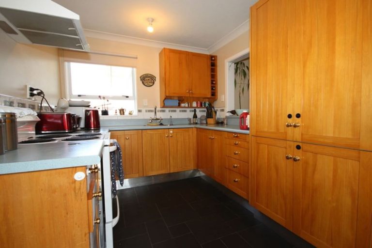 Photo of property in 207 Chelmsford Street, Waverley, Invercargill, 9810