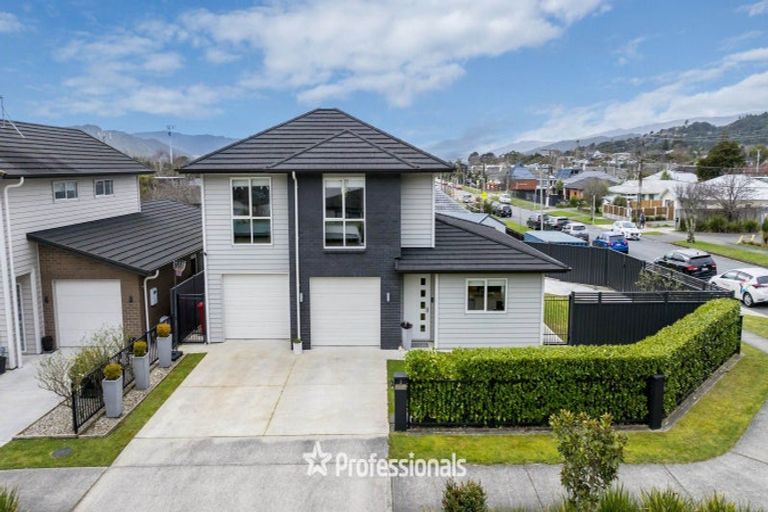 Photo of property in 2 Chalfont Road, Silverstream, Upper Hutt, 5019