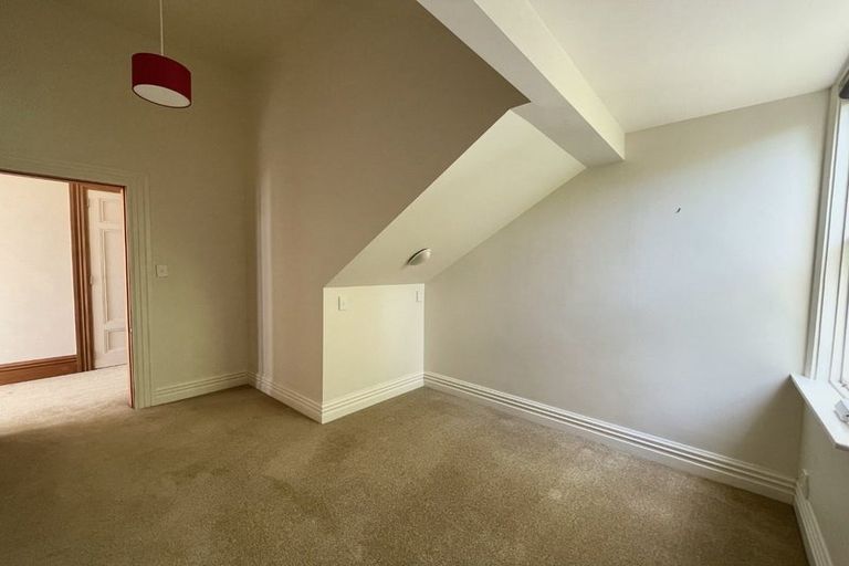 Photo of property in 21 Austin Street, Mount Victoria, Wellington, 6011