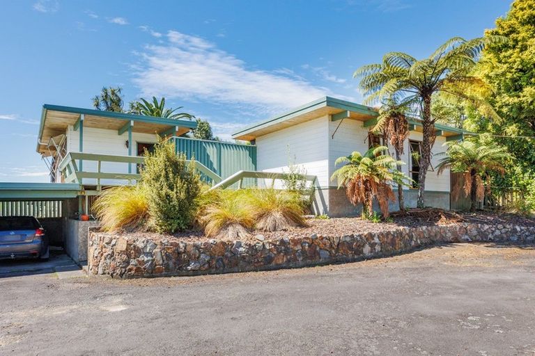 Photo of property in 1-3 East Road, Shannon, 4821