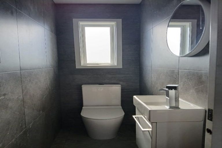 Photo of property in 1 Healy Road, Manurewa, Auckland, 2102