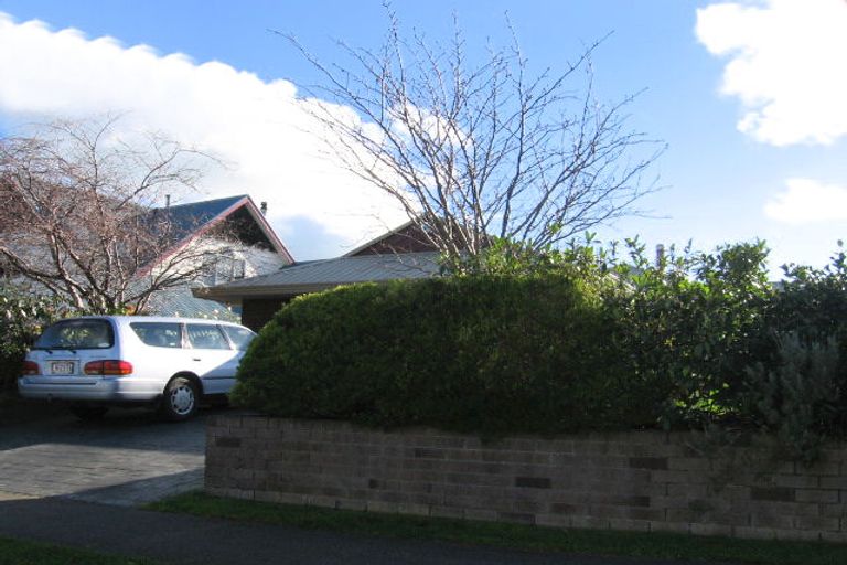 Photo of property in 108 John F Kennedy Drive, Milson, Palmerston North, 4414
