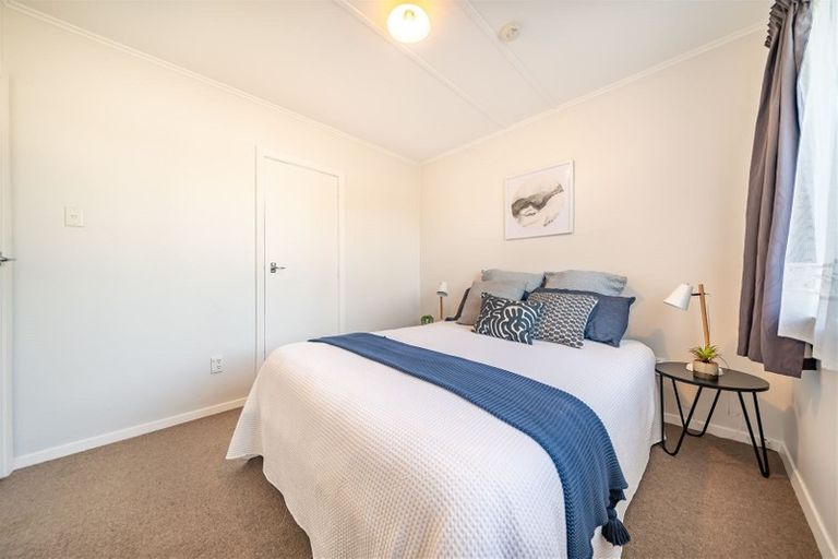 Photo of property in 5a Mangaroa Hill Road, Clouston Park, Upper Hutt, 5018