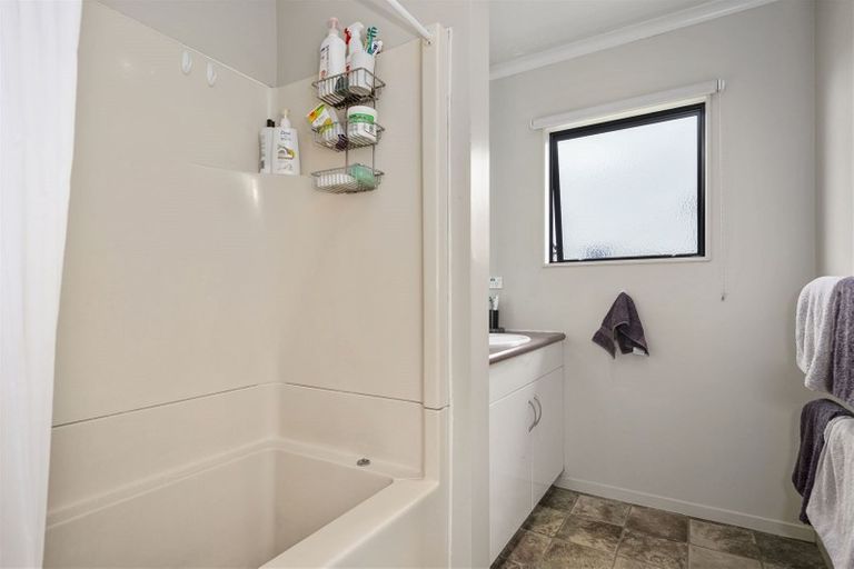 Photo of property in 49 Kane Road, Papamoa Beach, Papamoa, 3118