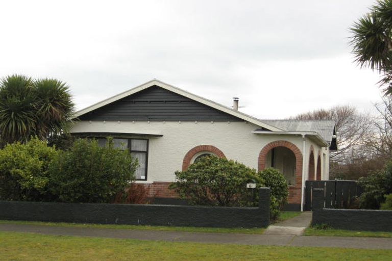 Photo of property in 6 Collingwood Street, Strathern, Invercargill, 9812