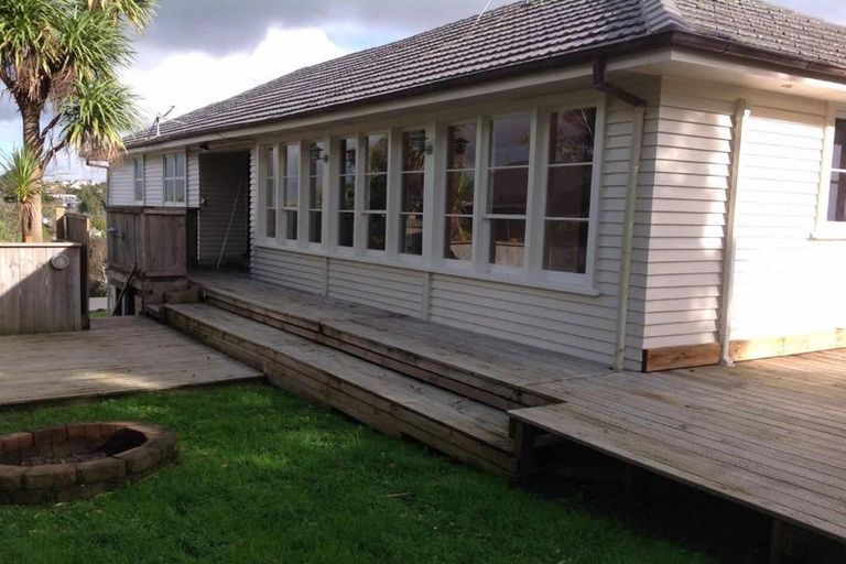 Photo of property in 189 Glamorgan Drive, Torbay, Auckland, 0630