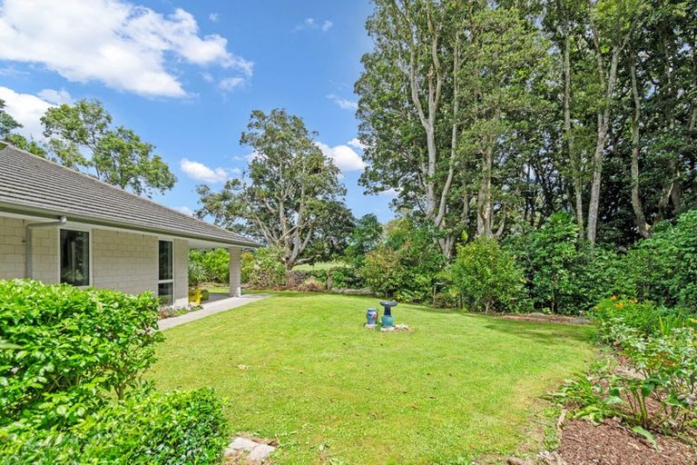 Photo of property in 11 Cookham Place, Maunu, Whangarei, 0179
