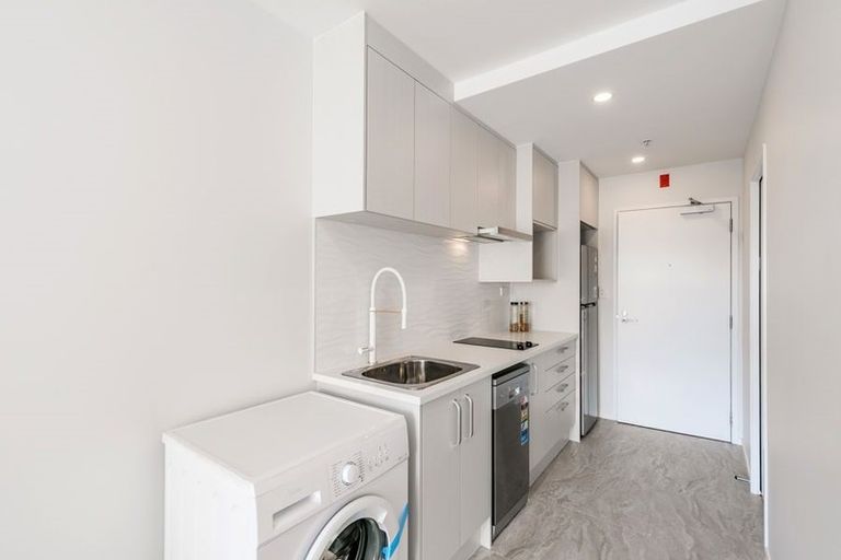 Photo of property in 164u Harbour Village Drive, Gulf Harbour, Whangaparaoa, 0930