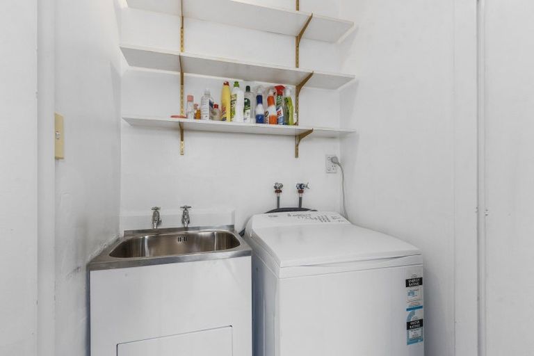 Photo of property in 1/19 Whitmore Street, Edgeware, Christchurch, 8013