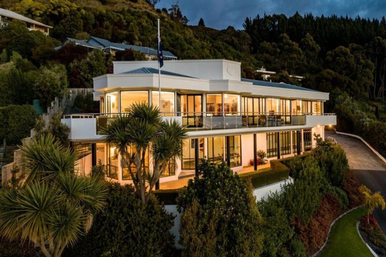 Photo of property in 4 Cape View, Atawhai, Nelson, 7010