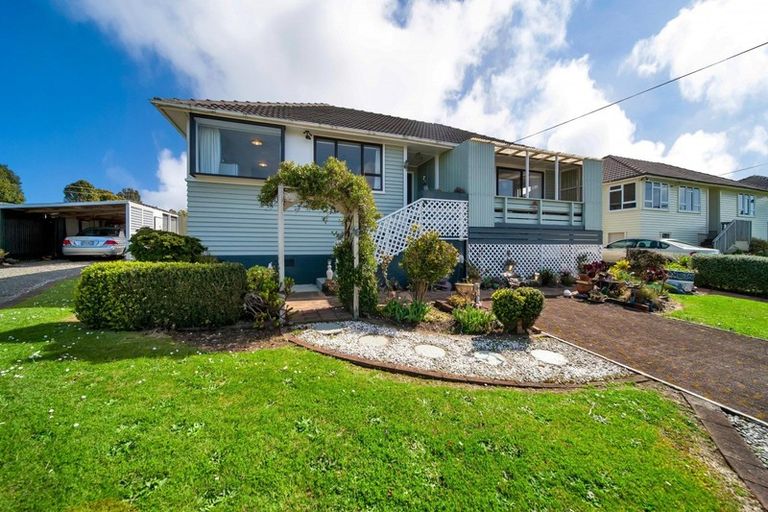 Photo of property in 16 Aotea Street, Welbourn, New Plymouth, 4312