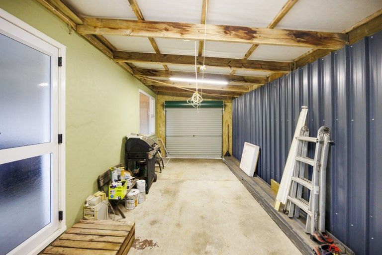 Photo of property in 111 Koputara Road, Himatangi Beach, Foxton, 4891