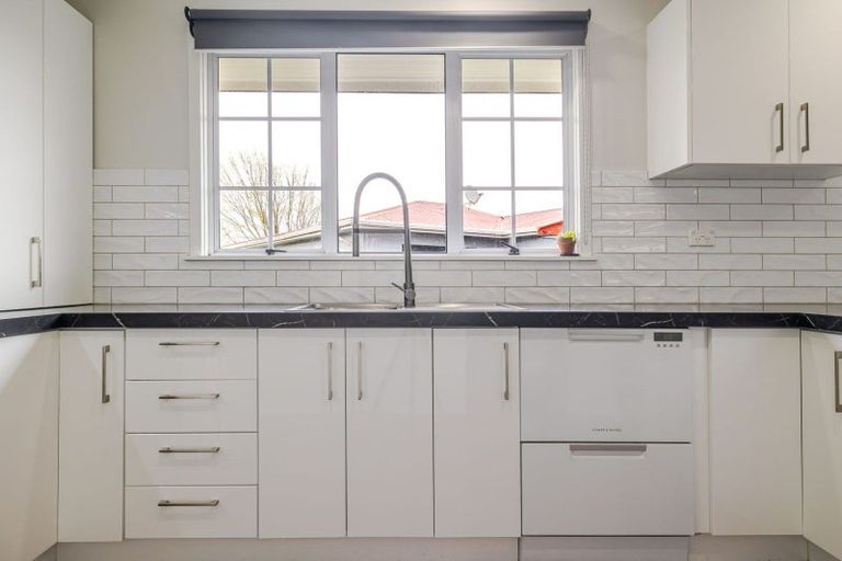 Photo of property in 24a Lethbridge Street, Feilding, 4702