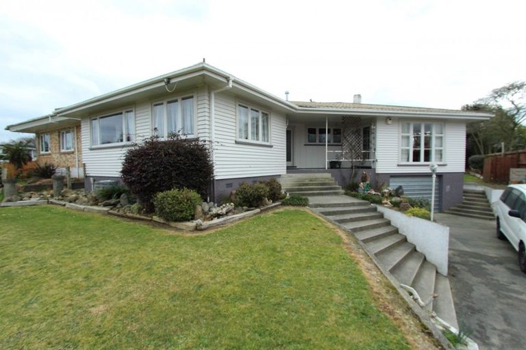 Photo of property in 16 Baird Road, Tokoroa, 3420