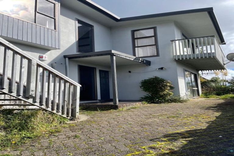 Photo of property in 5 Kate Way, Karori, Wellington, 6012