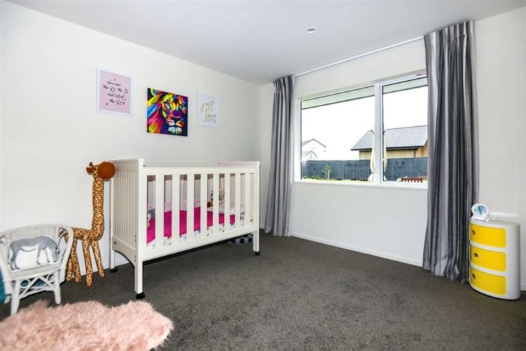 Photo of property in 70 Silver Peaks Drive, West Melton, 7618