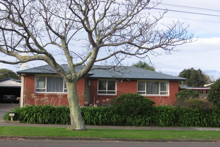 Photo of property in 10 Slacks Road, Awapuni, Palmerston North, 4412