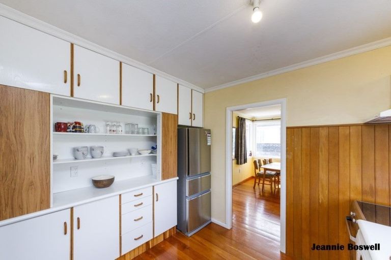 Photo of property in 28 Henare Street, West End, Palmerston North, 4412
