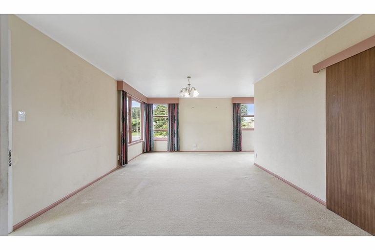 Photo of property in 7 Manuka Street, Orewa, 0931