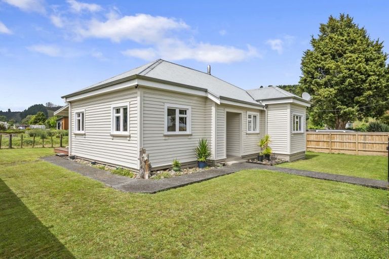 Photo of property in 6 Reremai Street, Manunui, Taumarunui, 3992