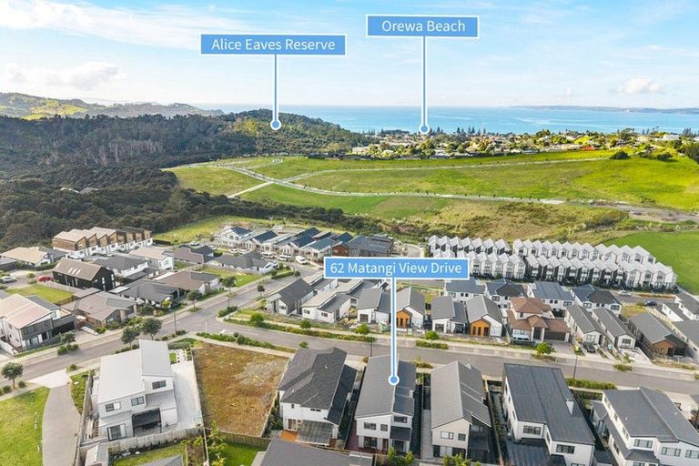 Photo of property in 62 Matangi View Drive, Orewa, 0931